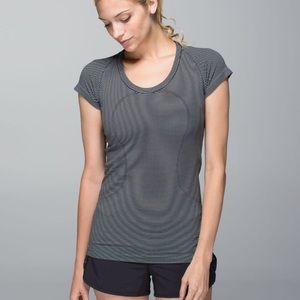 Lululemon Swiftly Tech Short Sleeve Scoop Neck